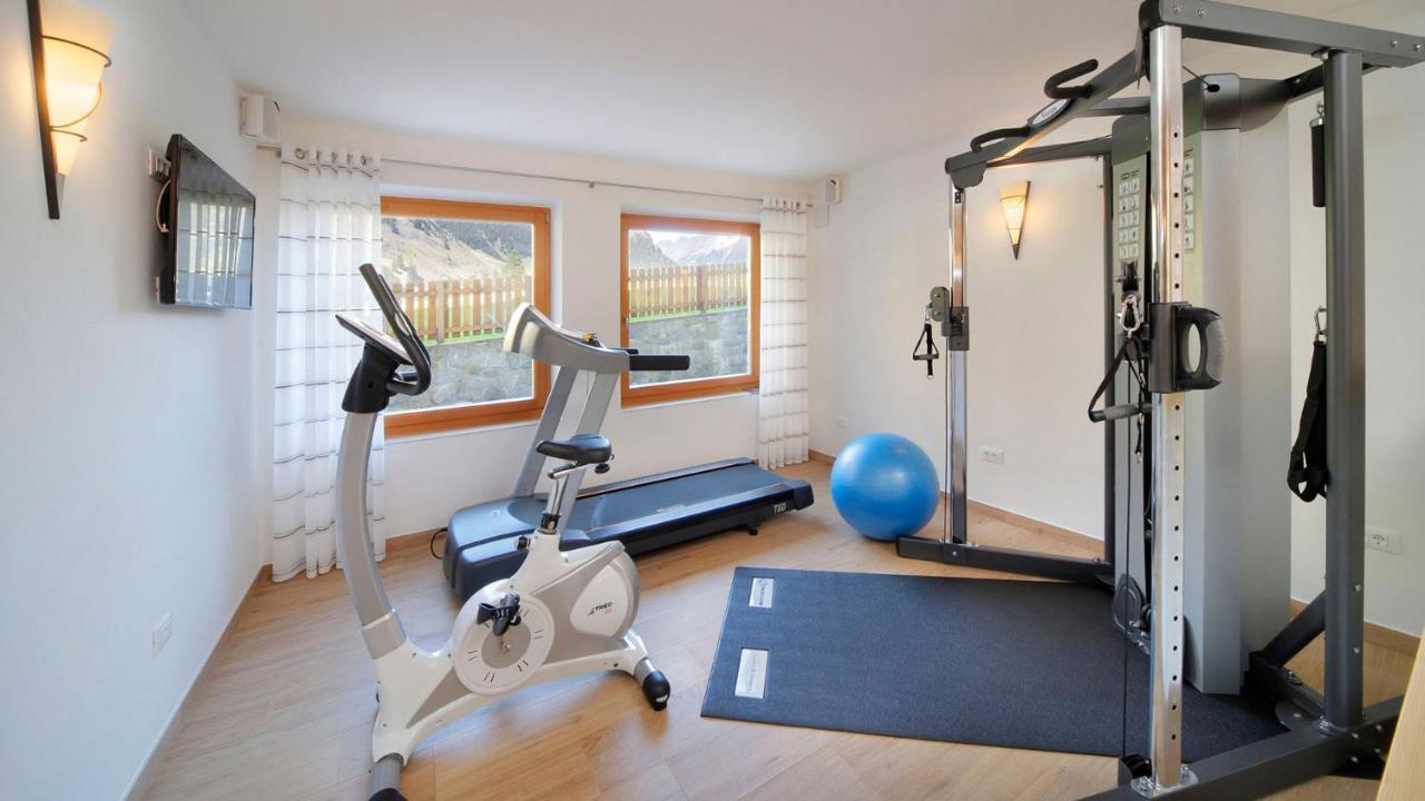 Gasthof Pension Innerhutt Pfelders Bagian luar foto