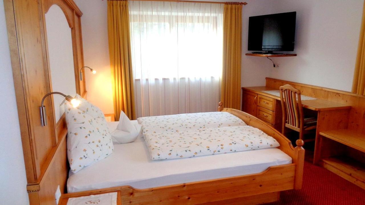 Gasthof Pension Innerhutt Pfelders Bagian luar foto