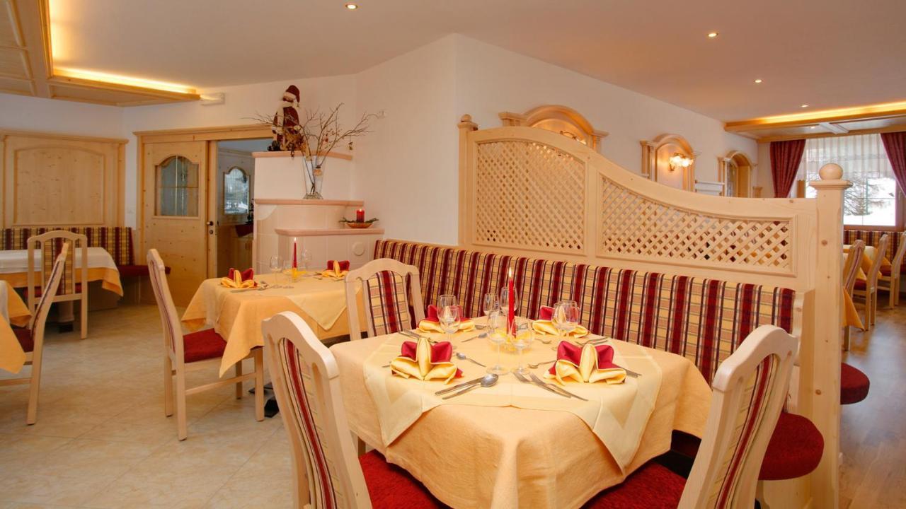 Gasthof Pension Innerhutt Pfelders Bagian luar foto