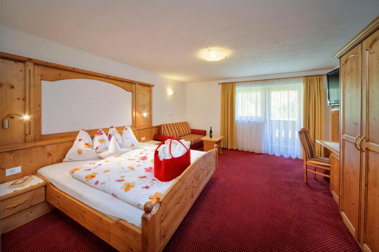 Gasthof Pension Innerhutt Pfelders Bagian luar foto