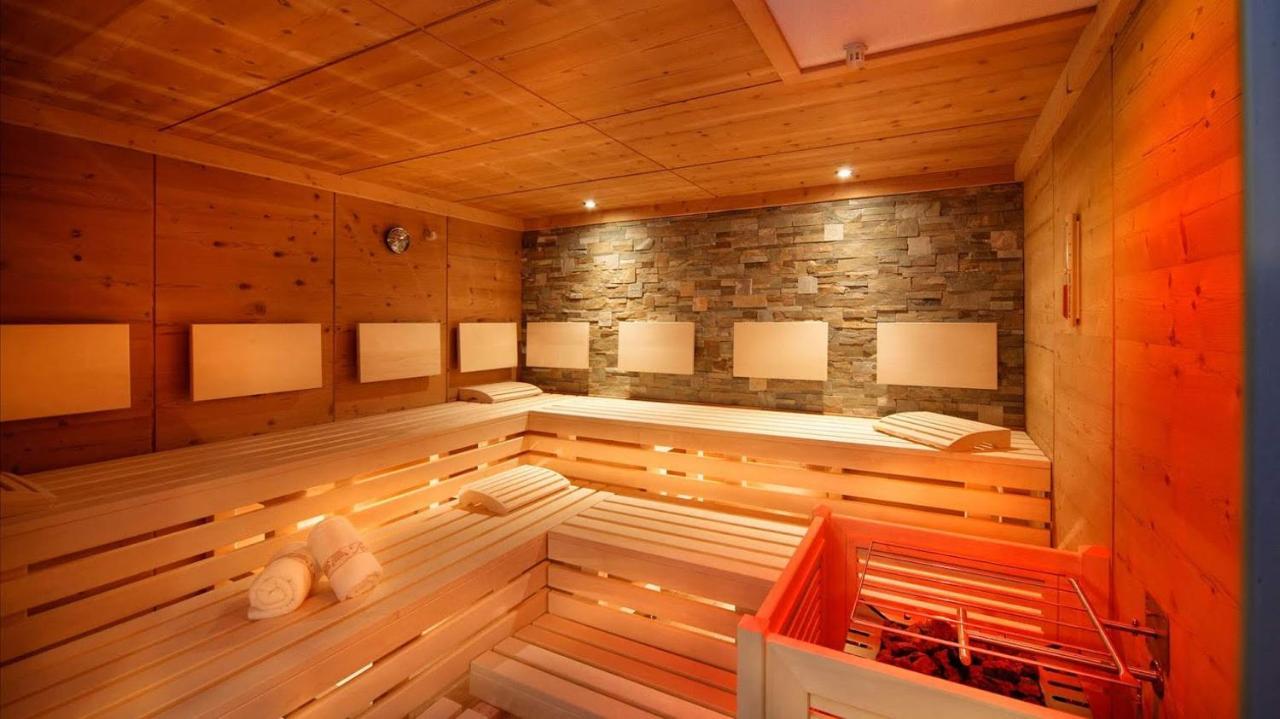 Gasthof Pension Innerhutt Pfelders Bagian luar foto